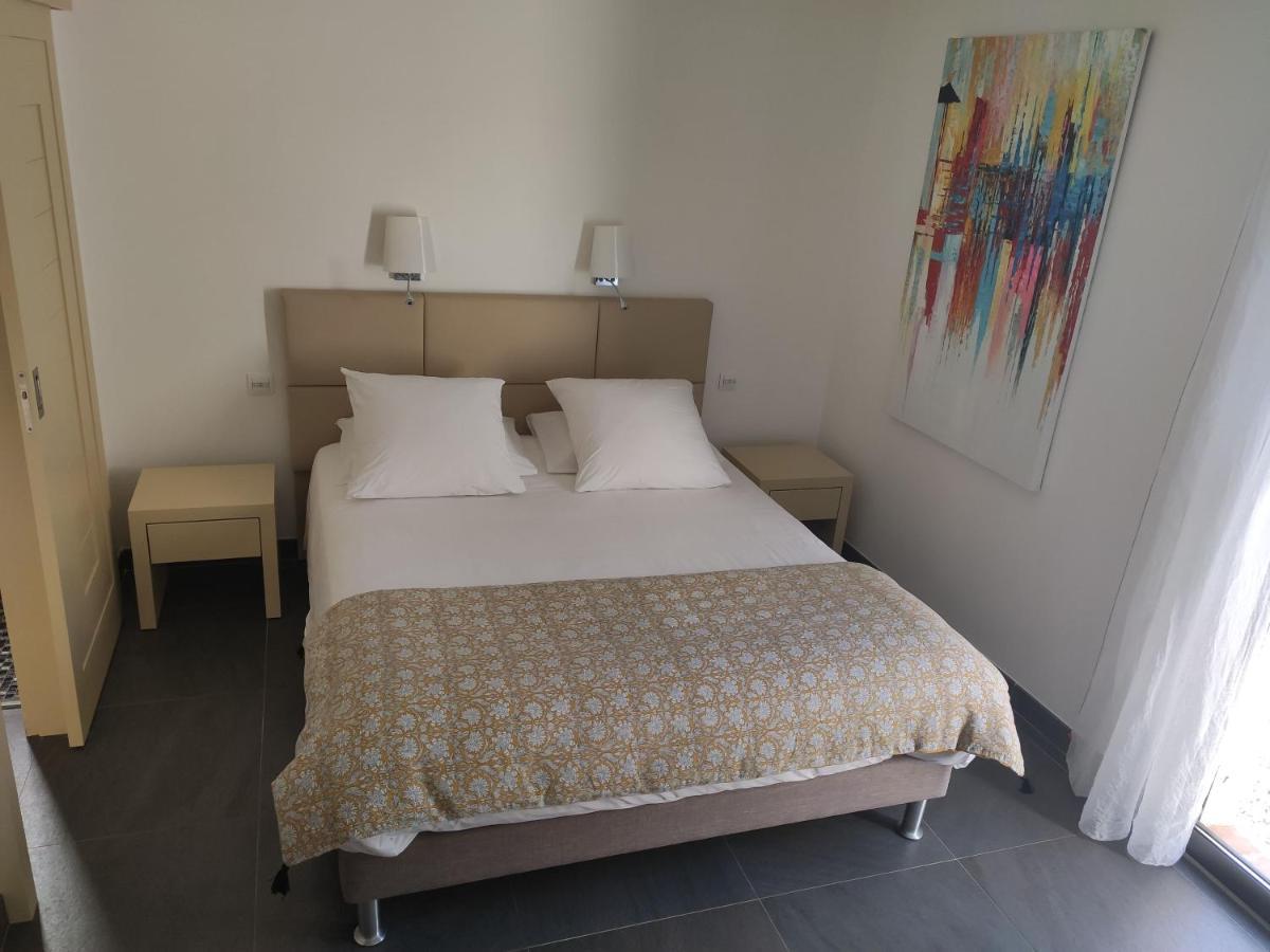 Villa Otilia-Bed&Breakfast-Chambres d'hôtes en Provence Rians  Extérieur photo